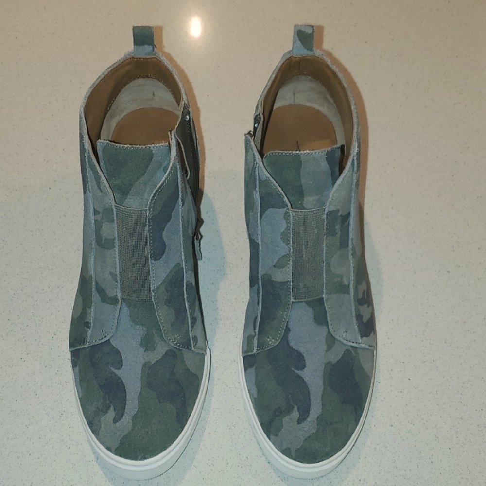 Linea Paolo Wedge Sneaker